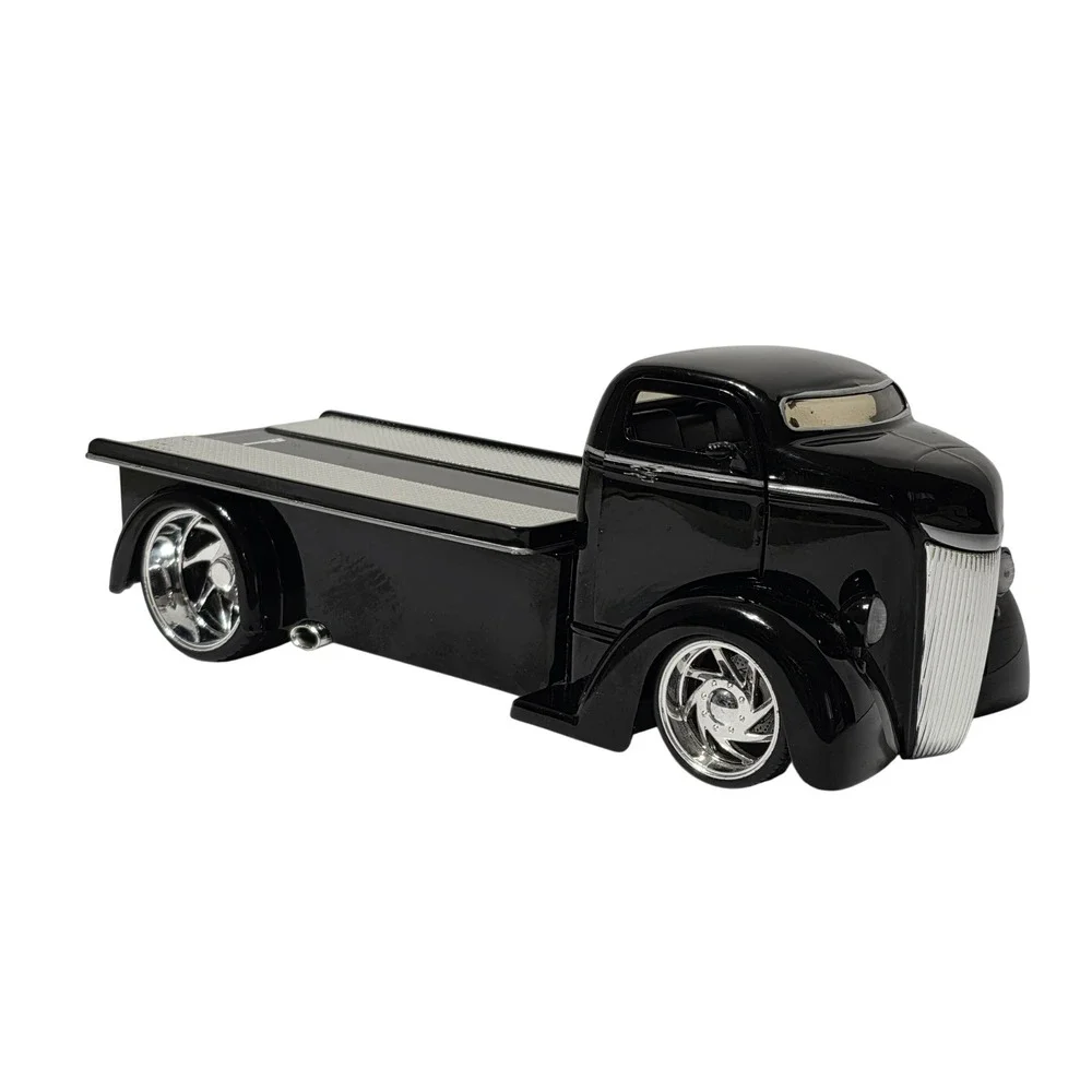 Jada Toys Design Team Black Custom Flatbed Hauler Truck Diecast 1:24 Scale
